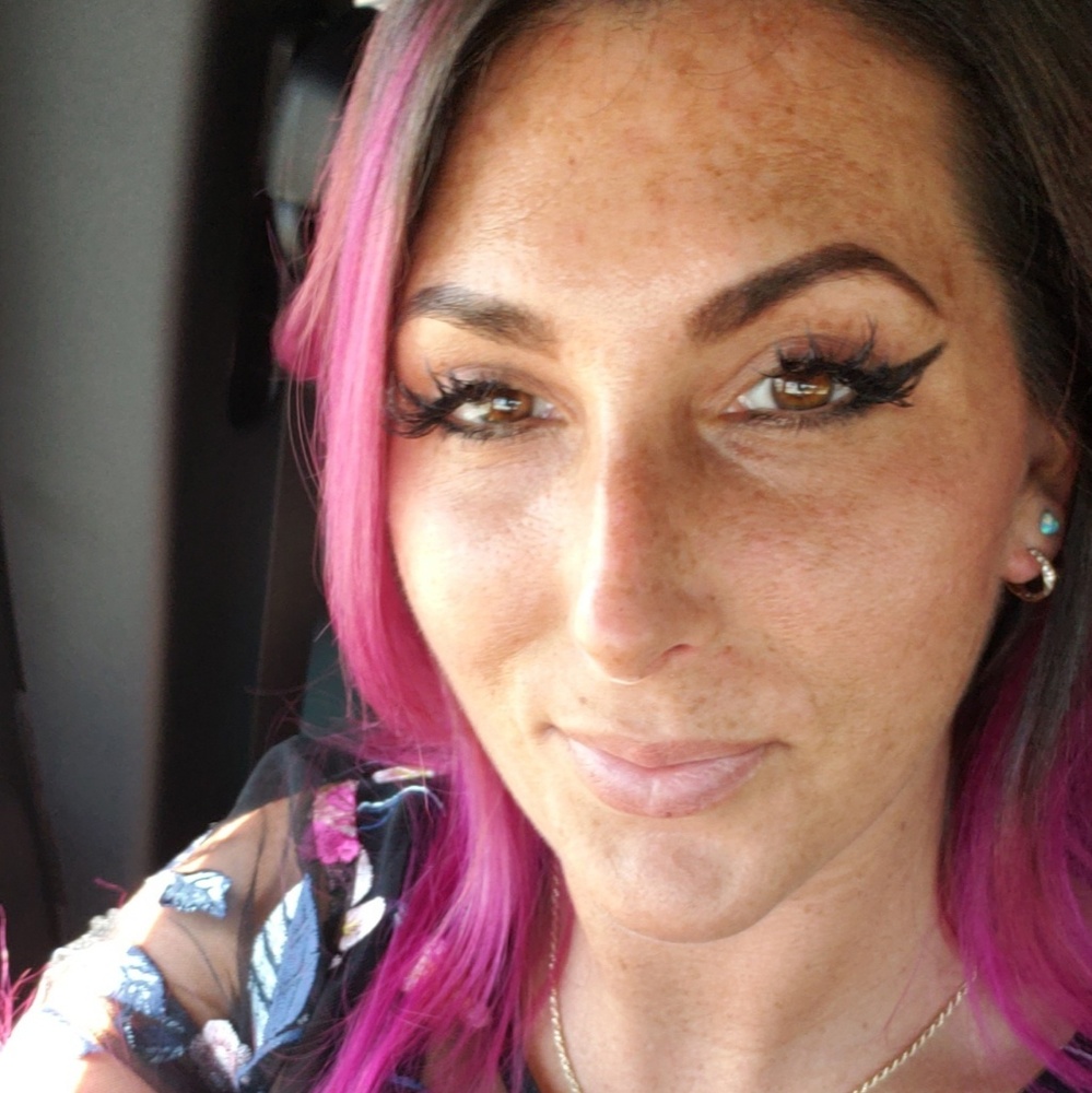 Meet your Posher, Samantha